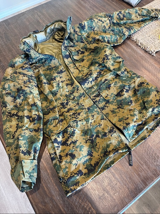 Other - Woodland MARPAT Gore-Tex Parka Medium Regular